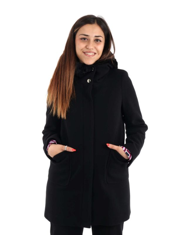cappotto-con-cappuccio-donna-849enc-1.jpg