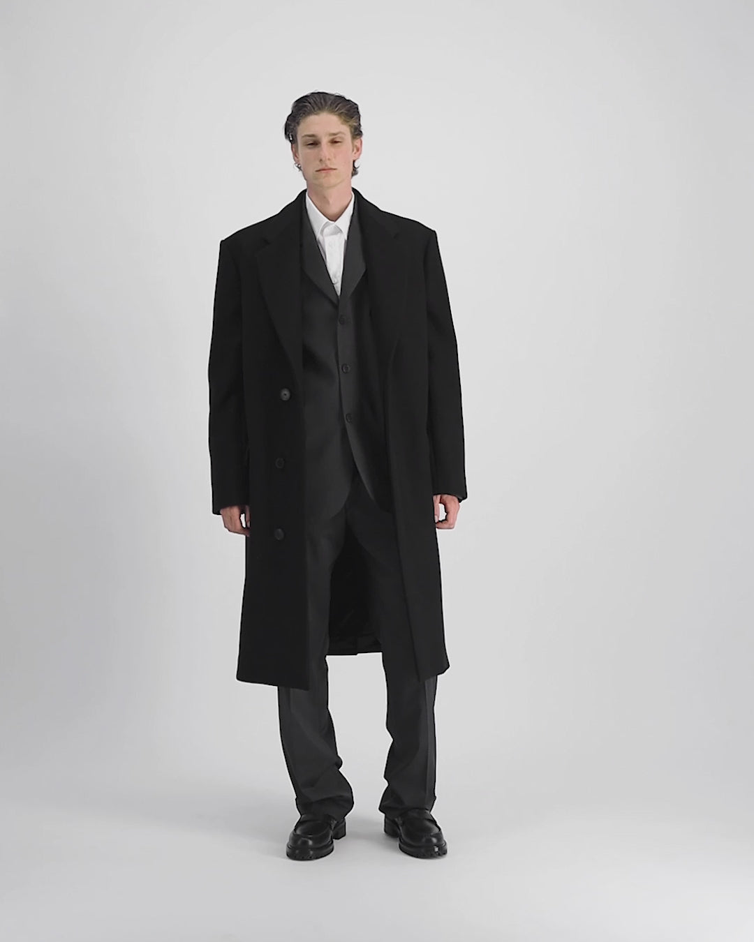 cappotto-nero-uomo-lungo-382rwm-1.jpg