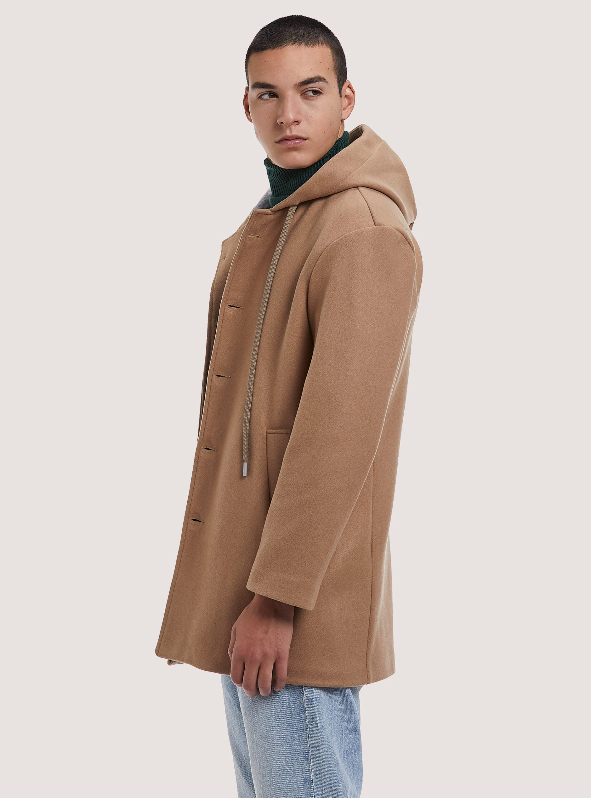 cappotto-uomo-con-cappuccio-646oks-1.jpg